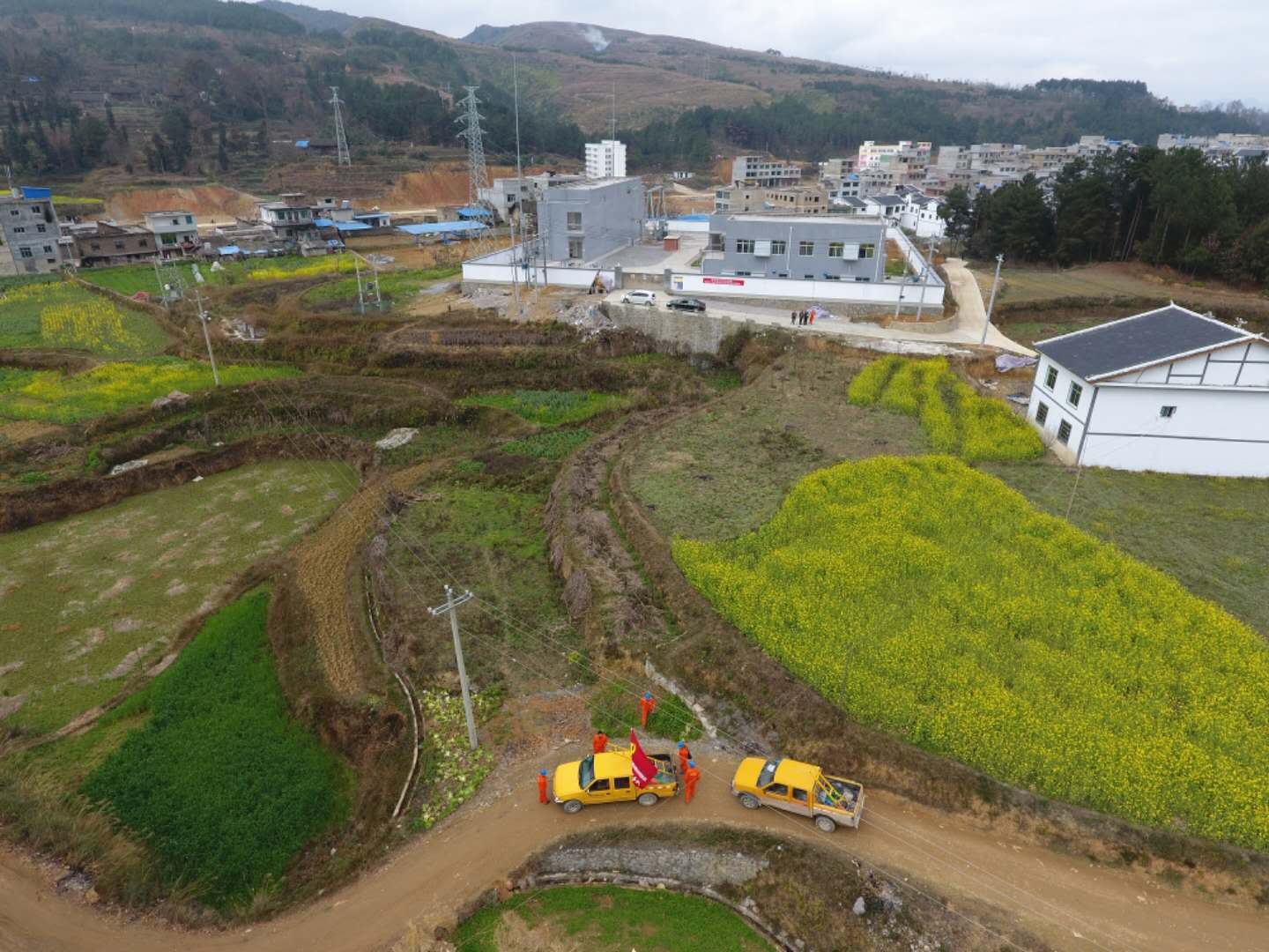 平塘供電局：防疫期間，“指尖服務”確保春耕用電