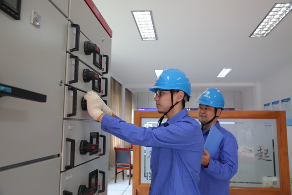 國網(wǎng)寧?？h供電公司：新型智能配電柜上線 助推用電側(cè)數(shù)字化轉(zhuǎn)型
