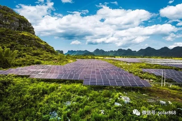南方電網(wǎng)公司發(fā)布服務(wù)碳達(dá)峰、碳中和工作方案，提出5個方面21項重點舉措，構(gòu)建以新能源為主體的新型電力系統(tǒng)