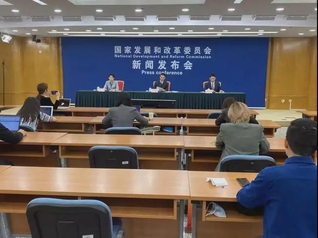發(fā)改委最新電價(jià)通知明確“高耗能企業(yè)市場交易電價(jià)不受上浮20%限制”！