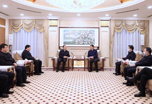 國家電網(wǎng)董事長辛保安、總經(jīng)理張智剛與江蘇省省長許昆林舉行會談