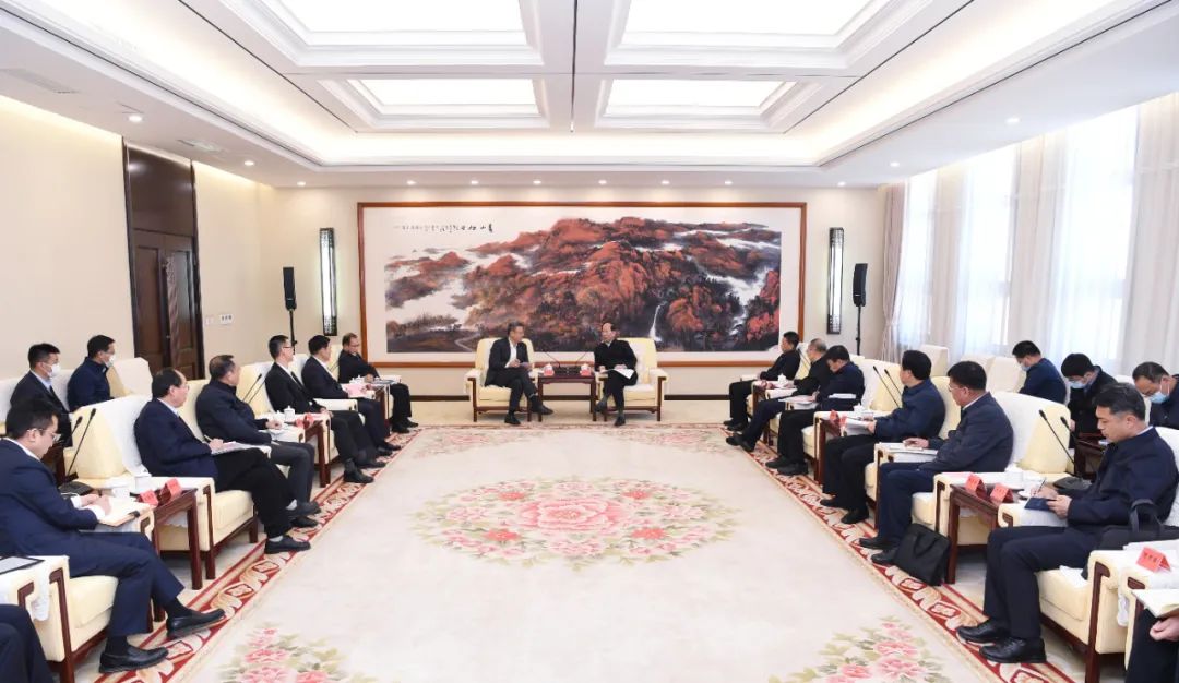 錢(qián)智民、江毅拜會(huì)內(nèi)蒙古自治區(qū)黨委書(shū)記、人大常委會(huì)主任石泰峰