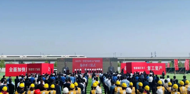 東方日升、晶科、阿特斯同時擴產(chǎn)！