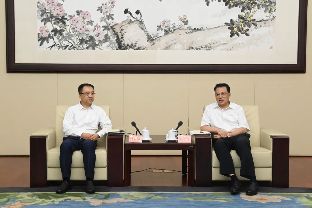 大唐集團(tuán)公司黨組書(shū)記、董事長(zhǎng)鄒磊拜會(huì)浙江省委書(shū)記、省人大常委會(huì)主任袁家軍