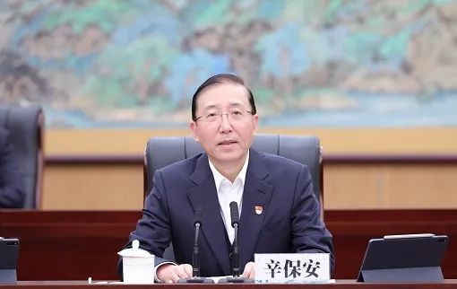 國(guó)家電網(wǎng)公司黨組書(shū)記、董事長(zhǎng)辛保安宣講黨的二十大精神