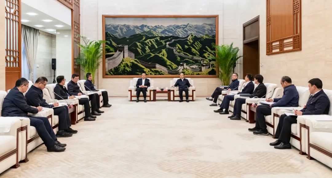 大唐集團(tuán)黨組書記、董事長鄒磊會(huì)見哈電集團(tuán)黨委書記、董事長曹志安
