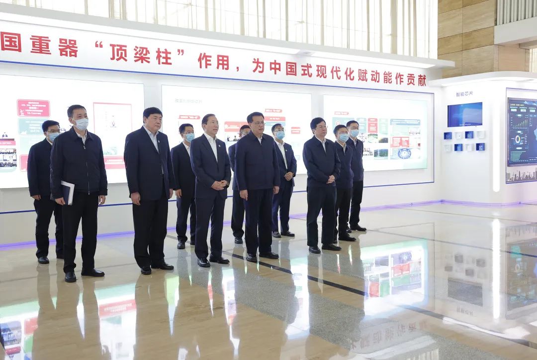 重慶市委書記袁家軍、市長(zhǎng)胡衡華與國(guó)家電網(wǎng)董事長(zhǎng)辛保安、總經(jīng)理張智剛會(huì)談