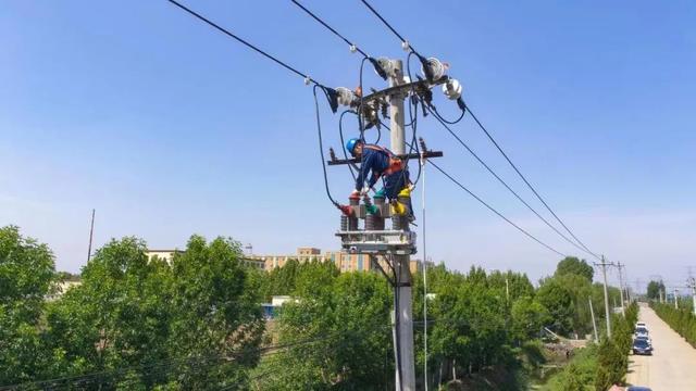 國(guó)網(wǎng)安陽(yáng)供電公司一次綜合檢修力?！?年0跳”