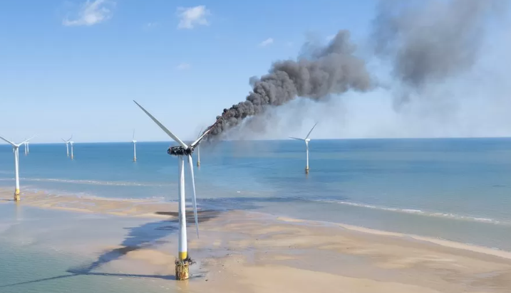 風機起火！這座海上風電場暫停運營