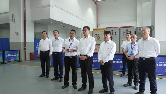 華能集團有限公司總經(jīng)理、黨組副書記鄧建玲到云南分公司調(diào)研