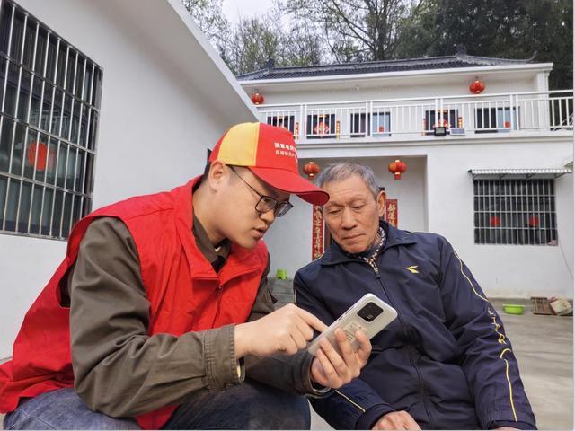 村網(wǎng)共建，讓村里老人生活更方便!