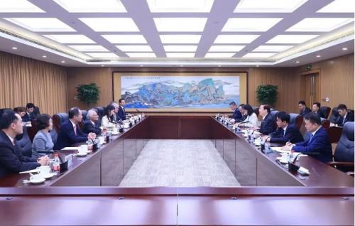 國家電網(wǎng)與香港中電集團推動清潔能源開發(fā)利用、促進新能源發(fā)展等方面深化合作