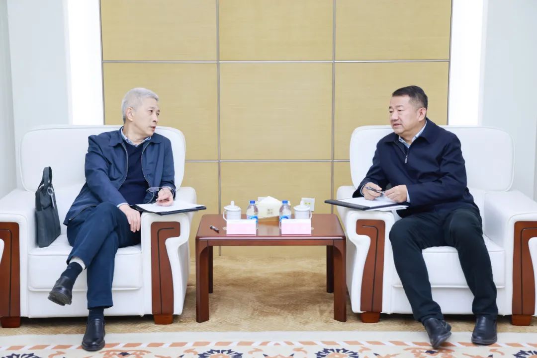 中國一重集團黨委書記、董事長徐鵬一行拜訪大唐環(huán)境黨委書記、董事長朱利明