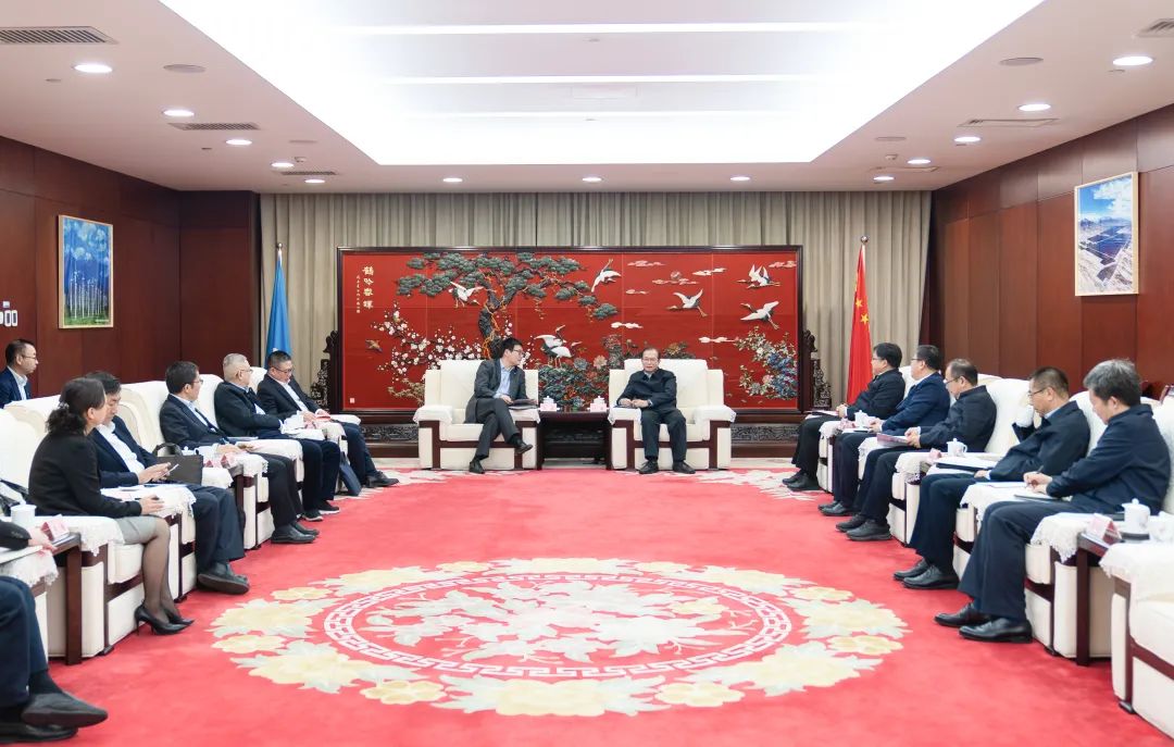 華電黨組書記、董事長江毅會見上海電氣集團黨委書記、董事長吳磊