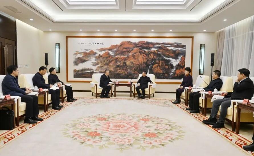 三峽集團(tuán)董事長、黨組書記雷鳴山拜會(huì)內(nèi)蒙古自治區(qū)黨委書記孫紹騁、自治區(qū)主席王莉霞