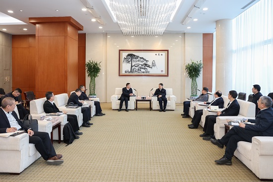 溫樞剛鄧建玲會見中廣核集團董事長楊長利、總經(jīng)理高立剛