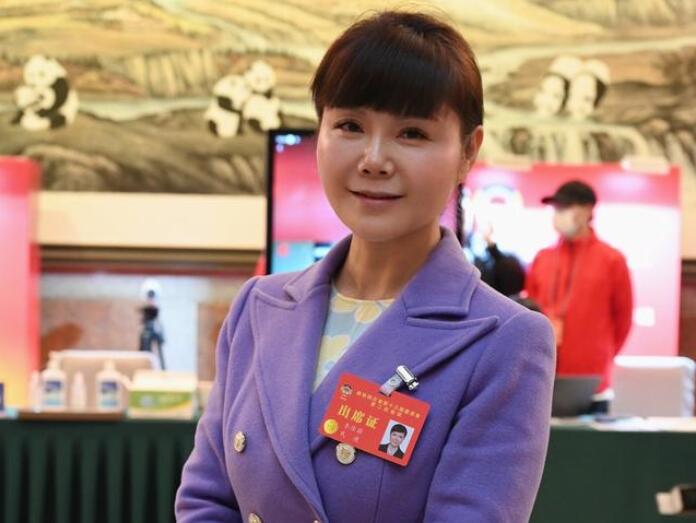 四川省政協(xié)委員李佳蔚：四川要優(yōu)化碳產(chǎn)品、參與碳交易，不斷完善碳設(shè)施
