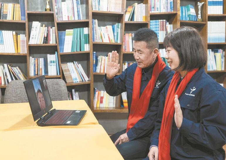 紅船精神代代傳 優(yōu)化服務促發(fā)展——記“國網(wǎng)楷?！眹译娋W(wǎng)浙江電力(嘉興)紅船共產(chǎn)黨員服務隊