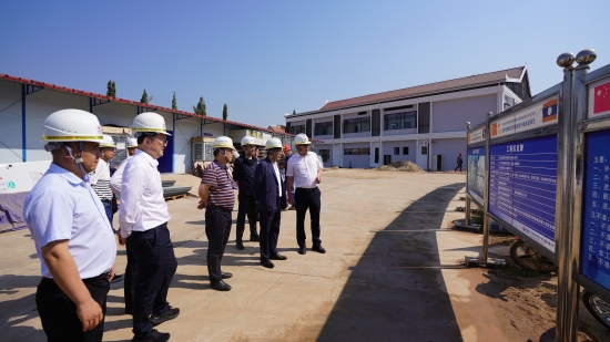 楊良赴印尼、老撾調(diào)研指導國別市場經(jīng)營工作