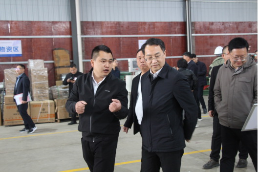 工業(yè)強縣，企業(yè)擔當，縣領(lǐng)導調(diào)研考察江西宏駿