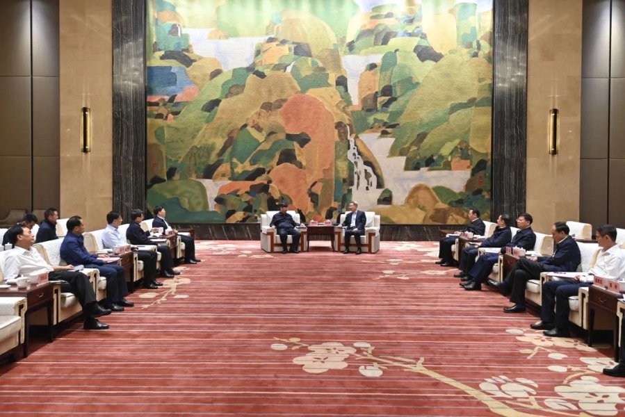 武漢市委書記郭元強(qiáng)、市長程用文會(huì)見三峽集團(tuán)董事長劉偉平一行
