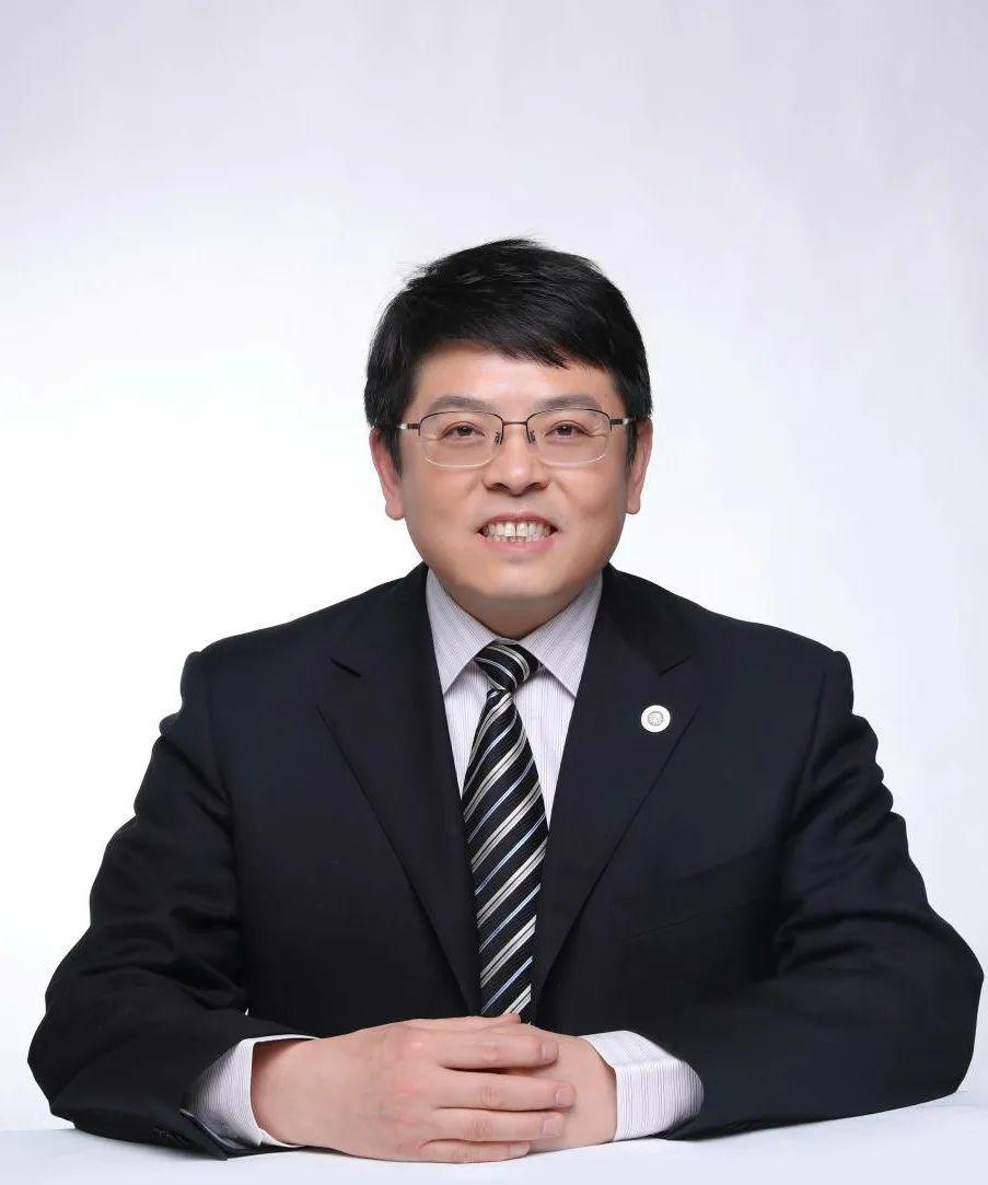 北大副校長董志勇：警惕中國新能源“產(chǎn)能過?！钡难哉撓葳? width=