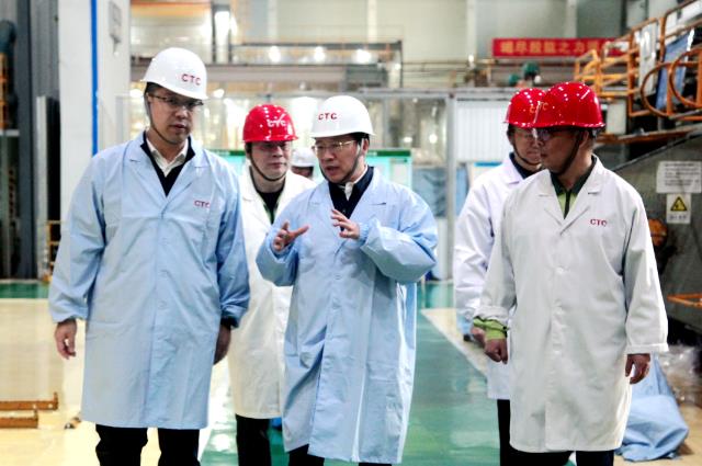 中國電氣裝備黨委書記、董事長李洪鳳赴浙江盛達、恒馳電氣、西電常變、常州東智調研