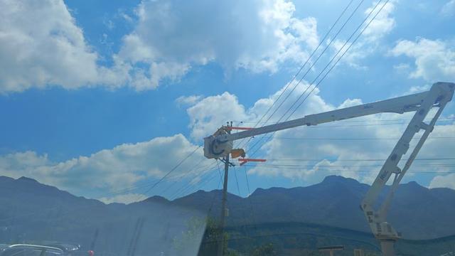 畢節(jié)市郊供電局成功投運(yùn)10千伏撒昌線，提升供電可靠性
