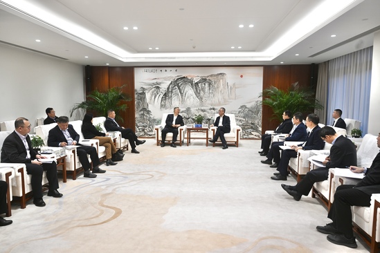 中國電建黨委副書記、總經(jīng)理王斌與中國機(jī)電商會黨委書記、會長張鈺晶舉行會談