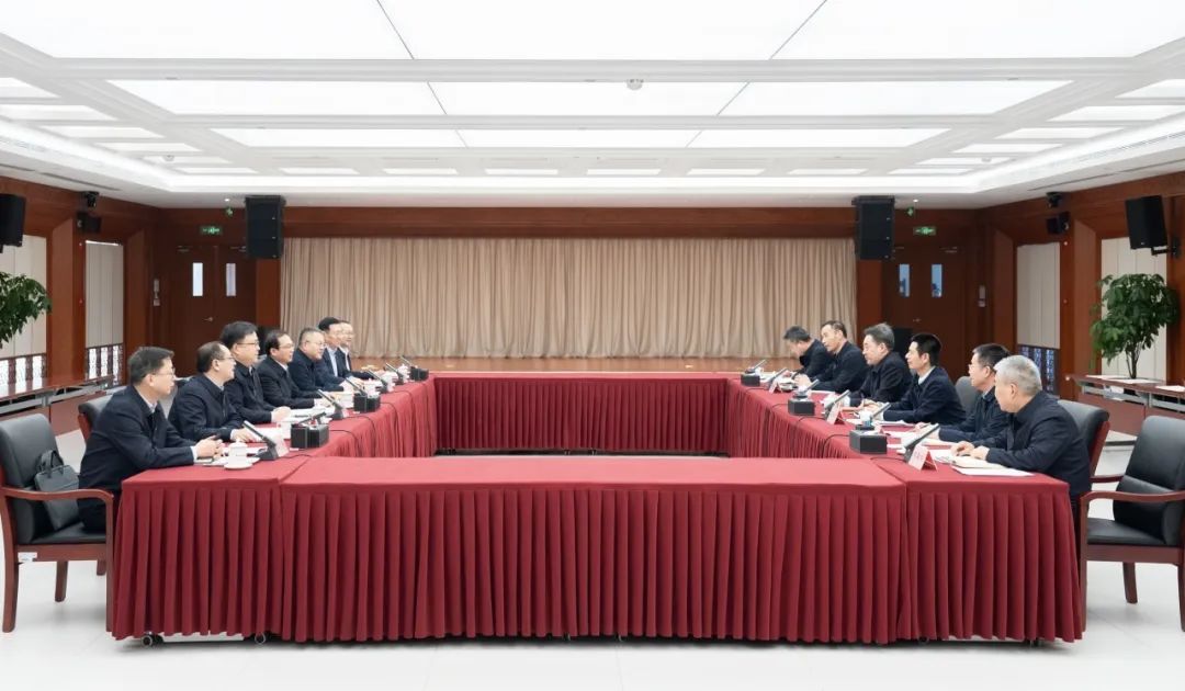 華電集團(tuán)江毅、葉向東拜會(huì)國(guó)家能源局黨組書記、局長(zhǎng)王宏志