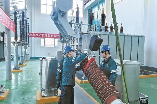 山西晉城供電研制組合器具，變壓器高壓套管吊裝無(wú)須登高