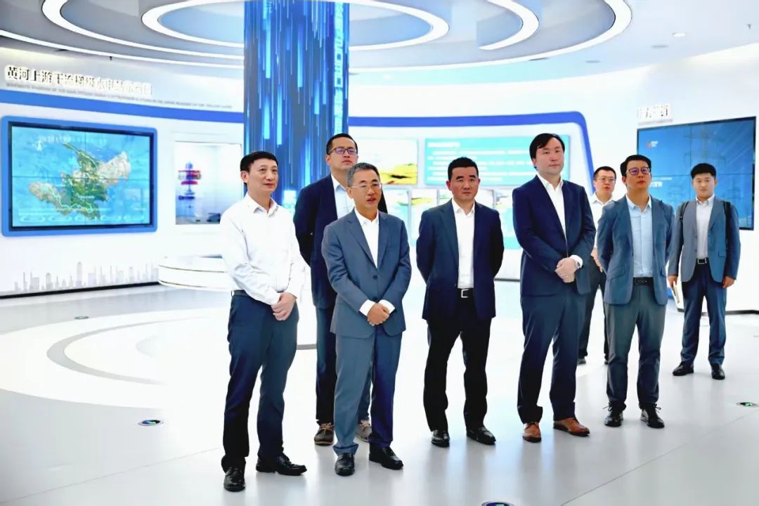 黃河公司黨委書記、董事長姚小彥會見華為董事、華為數(shù)字能源總裁侯金龍